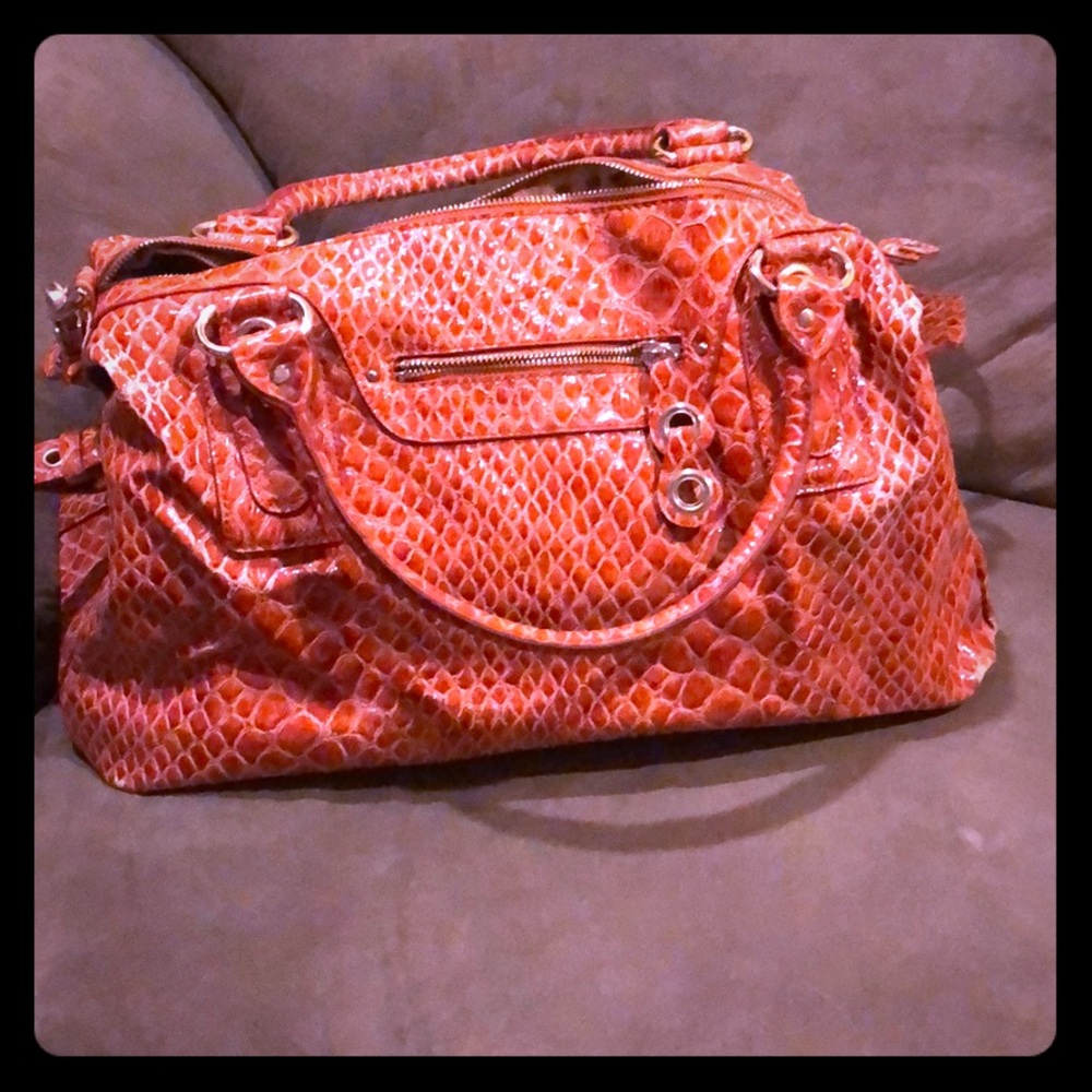 Jessica Simpson purse